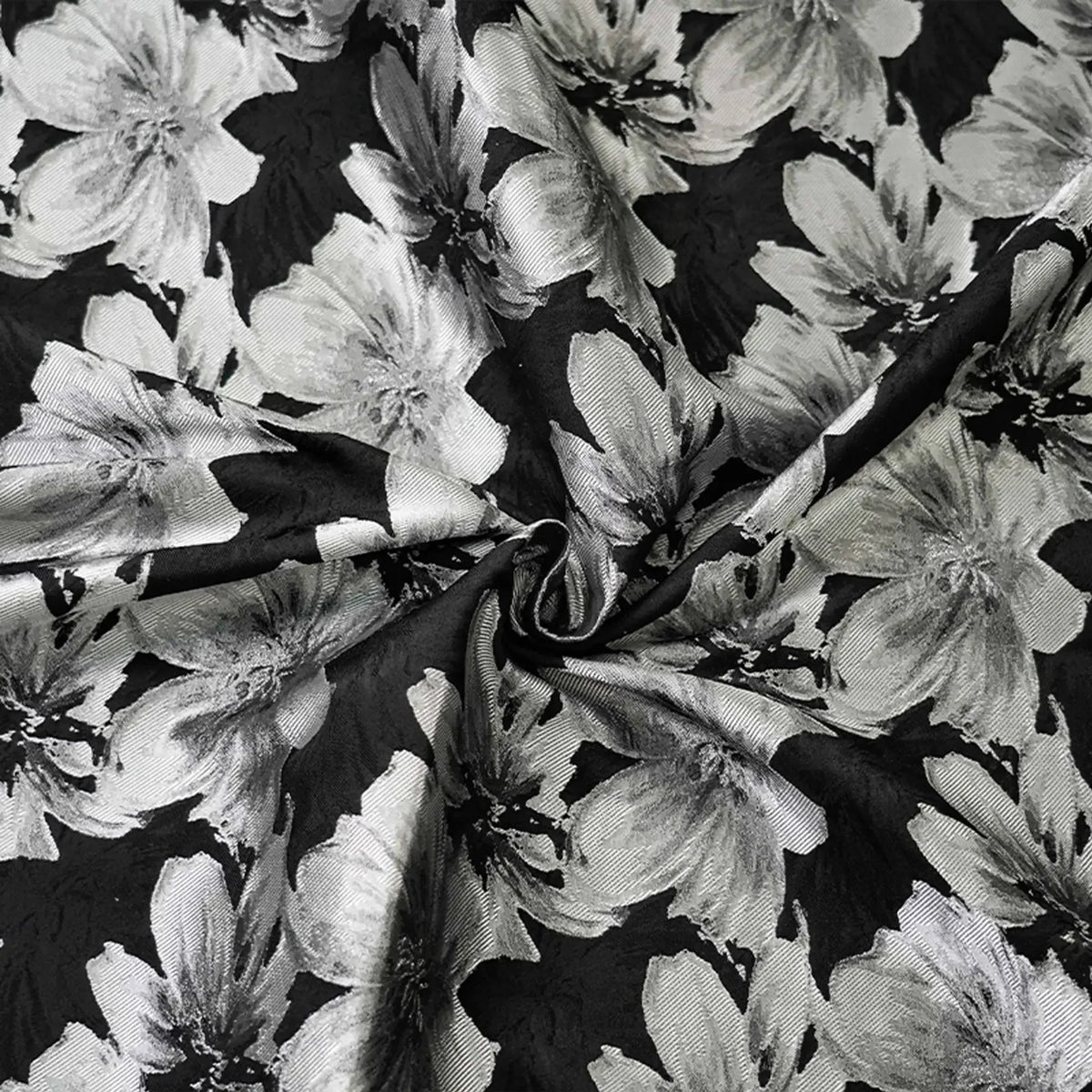 tissu polyester jacquard motifs floraux grands fleurs texturés noir blanc semi transparents décoration printemps