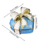 boîte bijoux vintage rose fleurs blanches oreilles anneaux broches élégante dorée transparente cadeau anniversaire