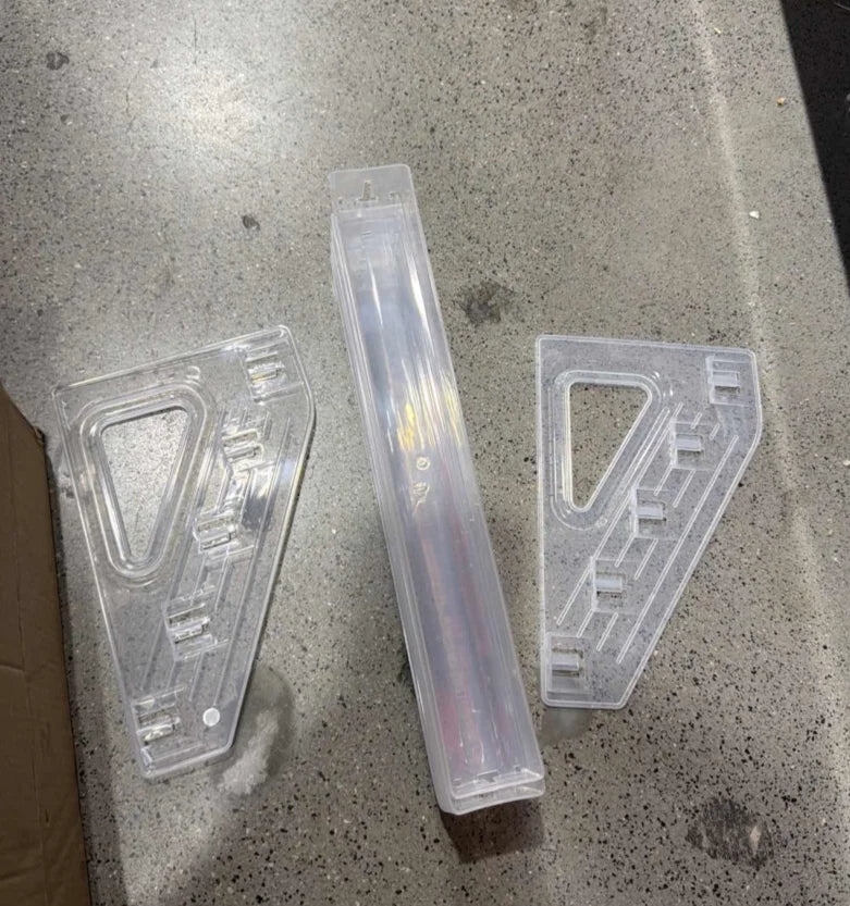 présentoir étagère transparent clips moderne rangement cosmétique ongles produits variés