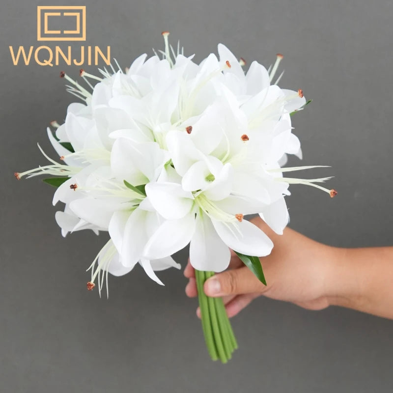 décoration mariage bouquet fleurs artificielles lily roses blanches modernesintérieur anniversaire baby shower