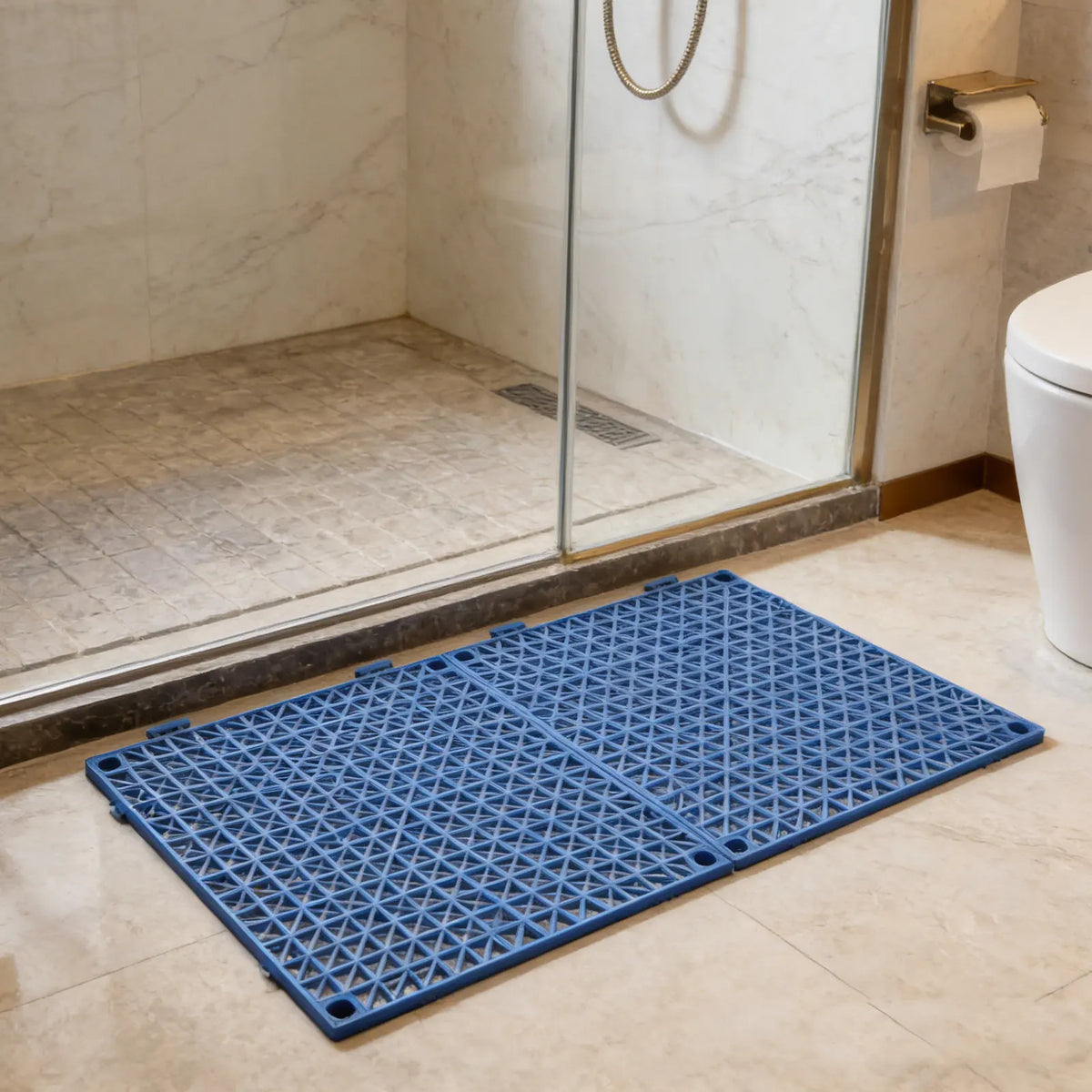 tapis bain antidérapant bleu réseau triangles pvc moderne drainage salle bain piscine terrasse garage