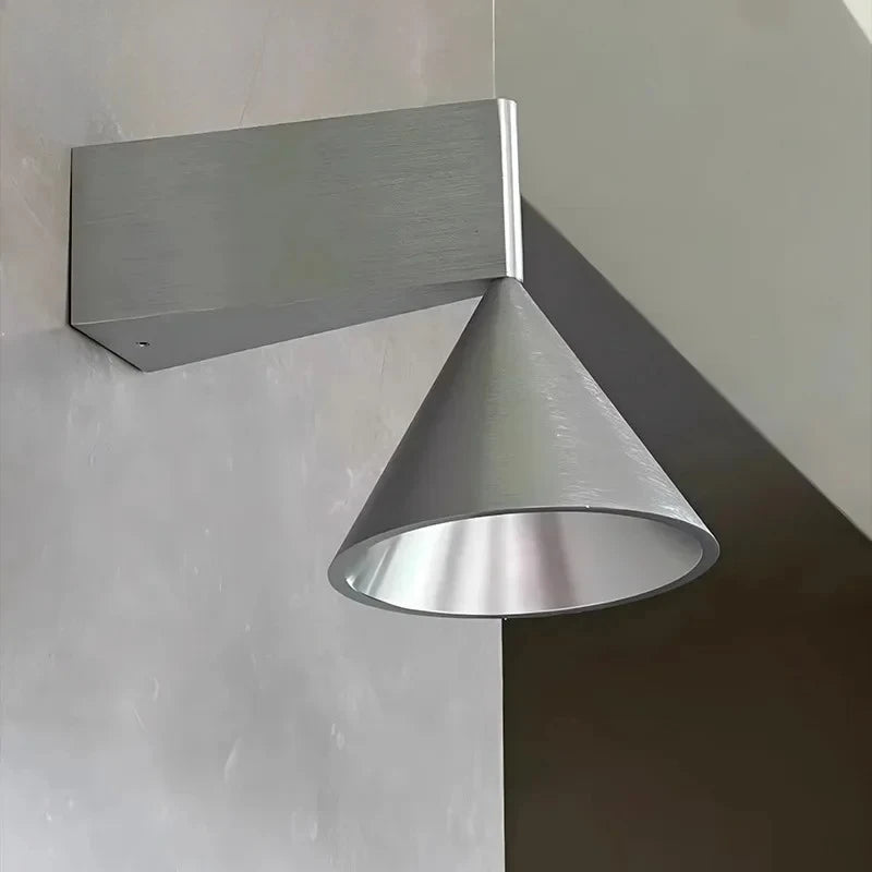 applique murale moderne aluminium argent noir conique lisse éclairage quotidien 3000K LED fixée mur