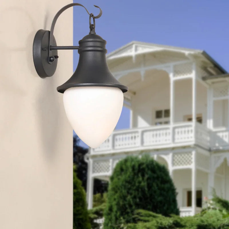 lampe murale noire classique fixée éclairage led opaque maison cour