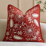 housse coussin carré brodé tissu chenille motif floral vert rouge décor maison lit sofa