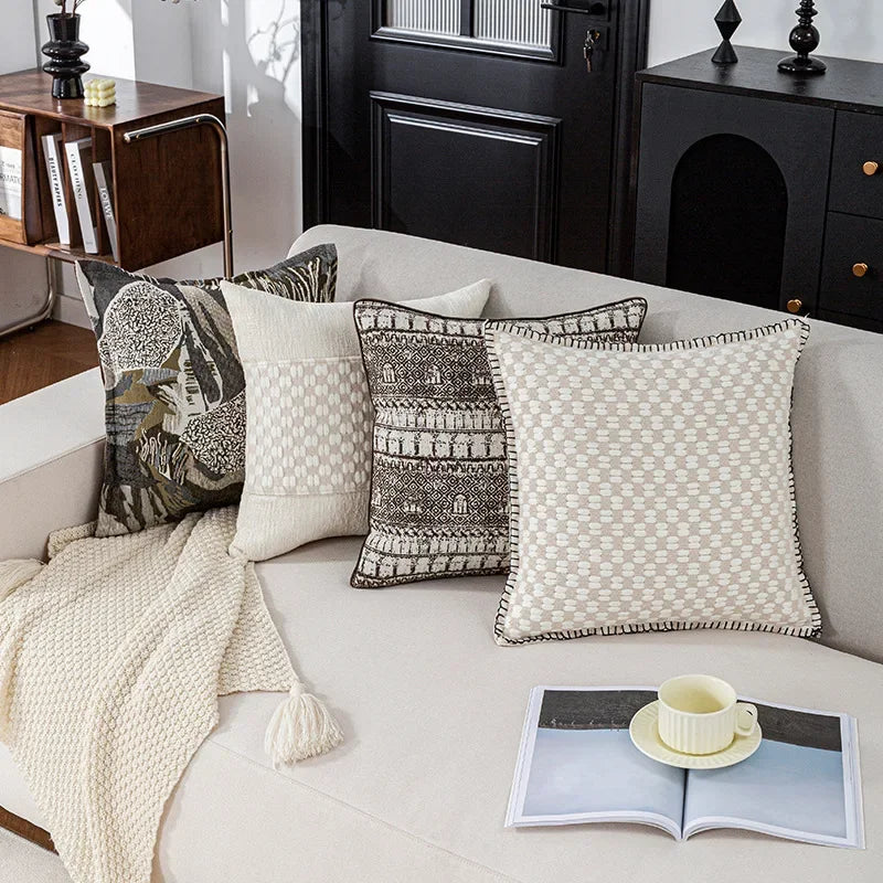 housse coussin décoratif contemporain beige noir gris motifs géométriques polyester coton