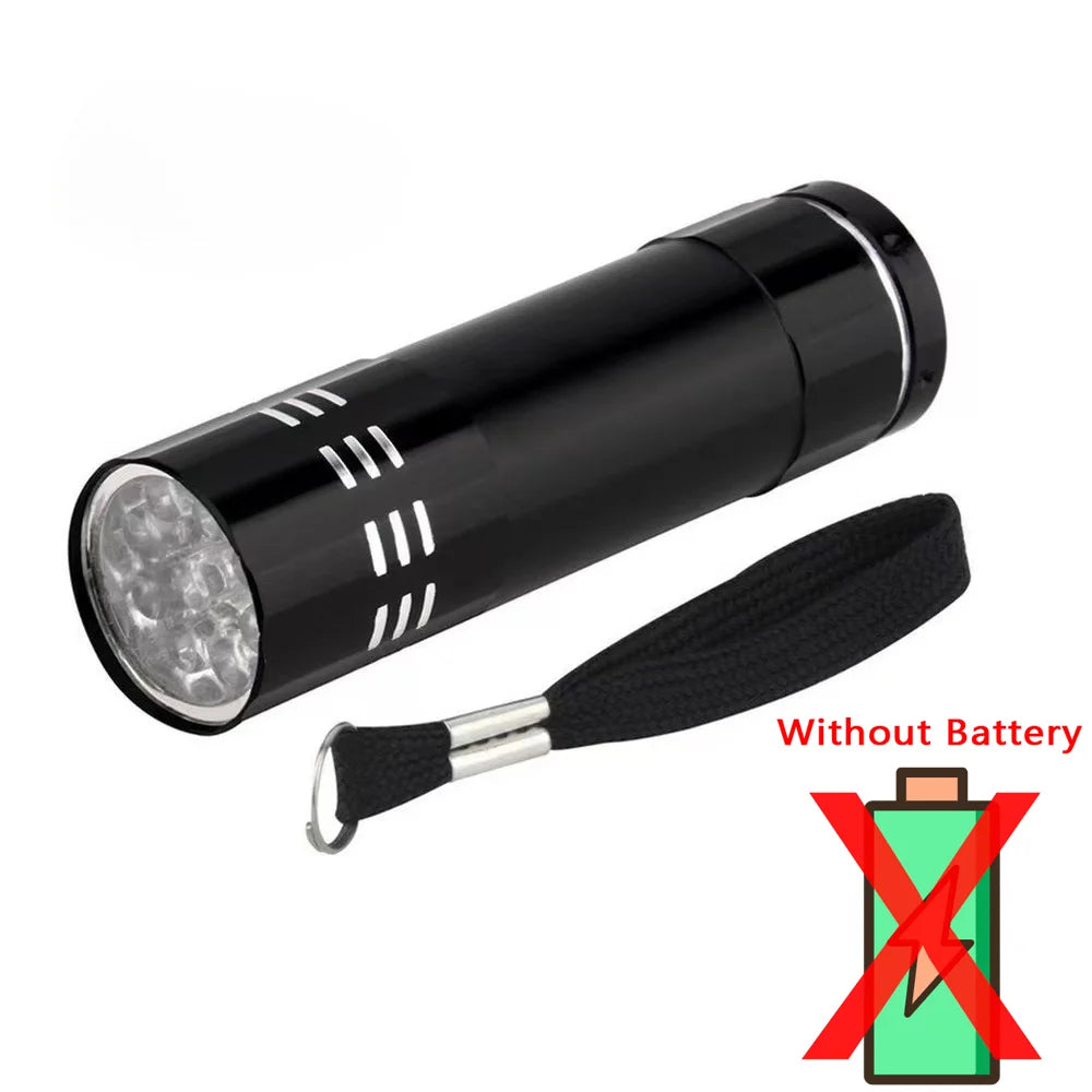 lampe torche uv led bleu noir rouge batterie aaa moderne compact aluminium lisse brillant