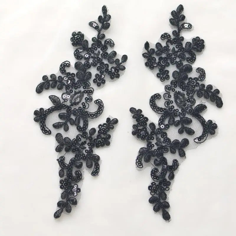 patchs tissu brodé appliques dentelle motif floral rouge bleu doré