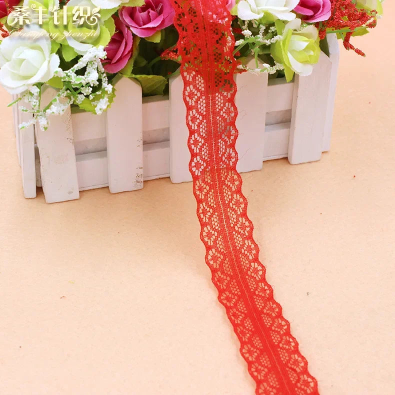 ruban dentelle 30mm violet rose orange bleu noir blanc motifs floraux classique polyester