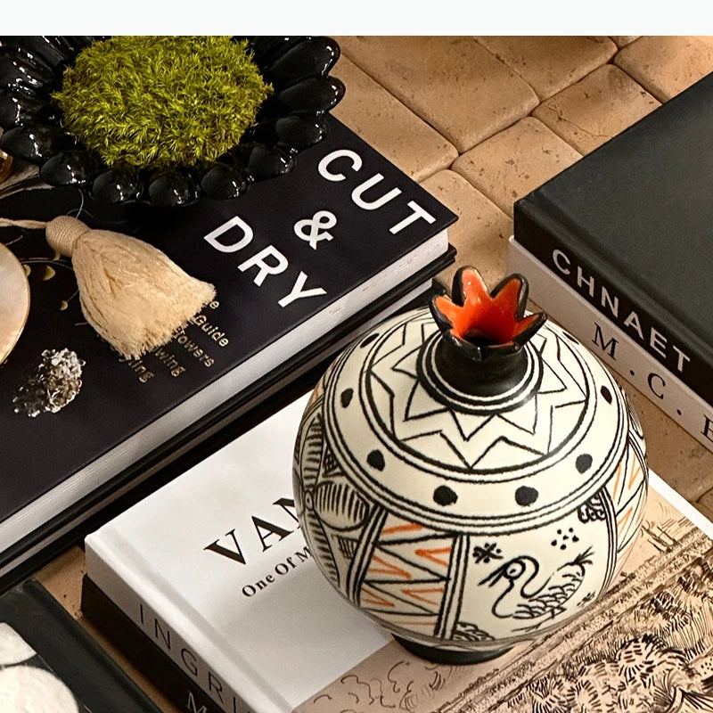 vase art déco oiseau stylisé motifs géométriques noir blanc orange
