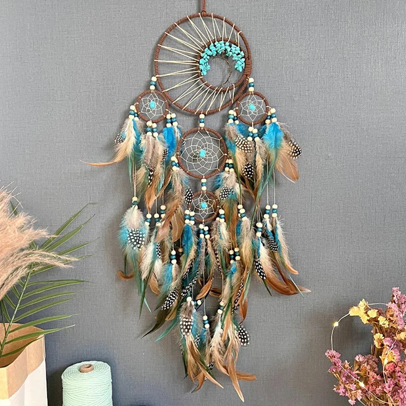 décoration intérieure attrape rêves ethnique plumes fil marron bleu blanc