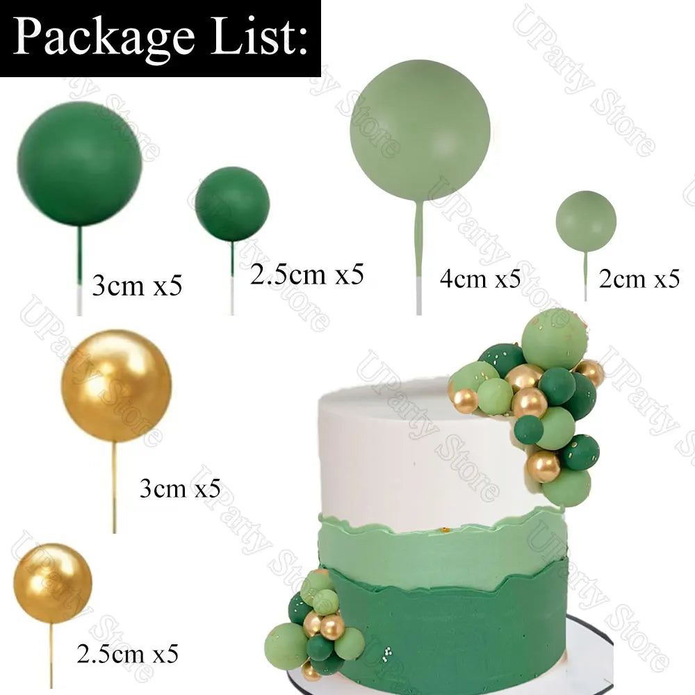 décorations gâteau boules vertes dorées mariage anniversaire moderne élégant festive enfants noël