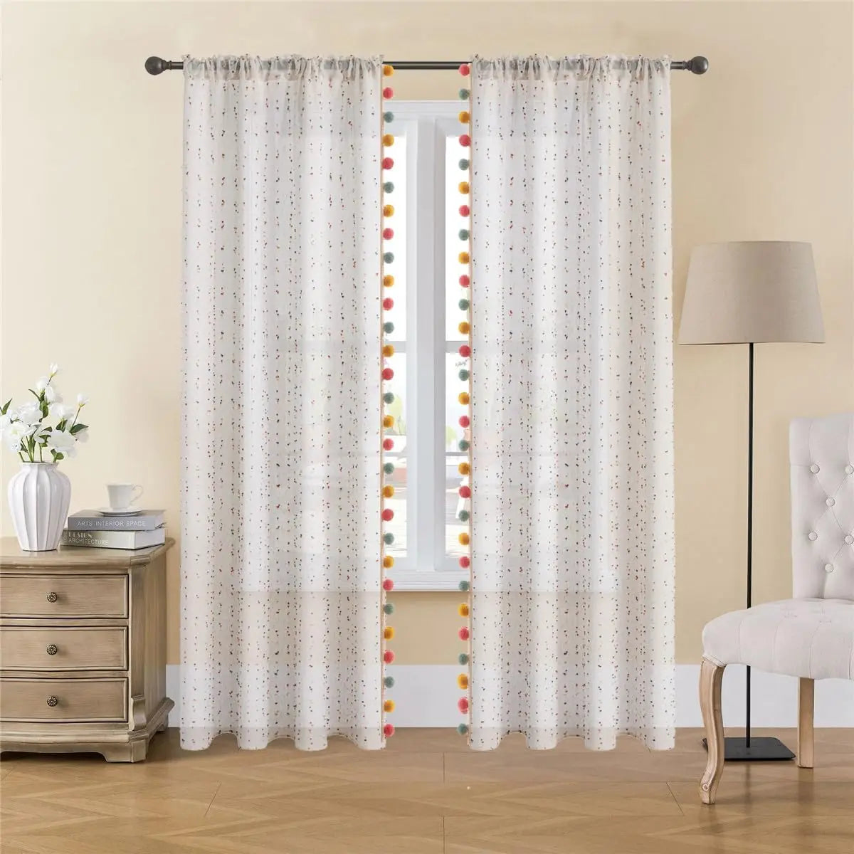 rideaux transparents colorés moderne pompons panneaux fenêtre chambre enfants