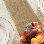 nappe rustique jute beige marron bords lisses texture automnale feuilles séchées chandelles blancs