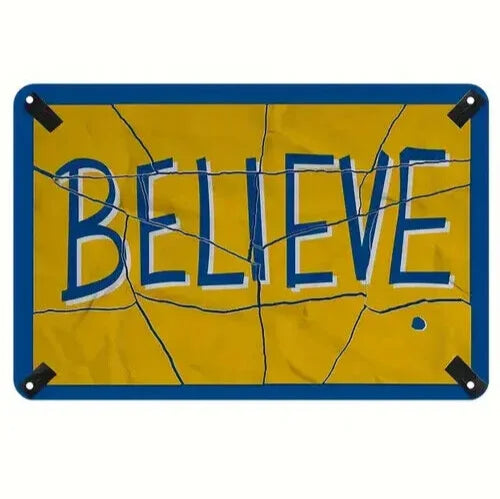 plaque métallique bleu jaune letters believe relief vintage décoratif clips fixations 20cm 30cm