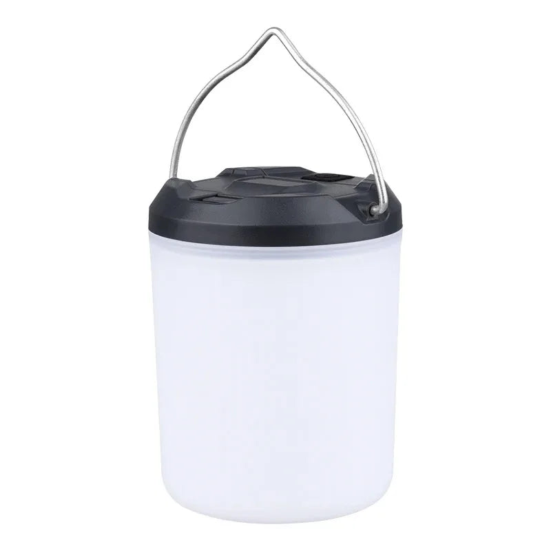 lampe camping portable led blanc noir moderne anneau métallique fixe ambiance extérieur