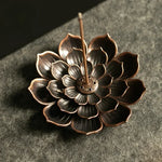 support encens fleur or artisanal incense burner cuivre décoration maison yoga