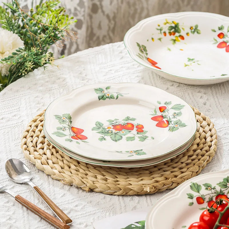assiettes bol ensemble céramique porcelaine motif fruits rouges classique vaisselle décoration salade pasta curry