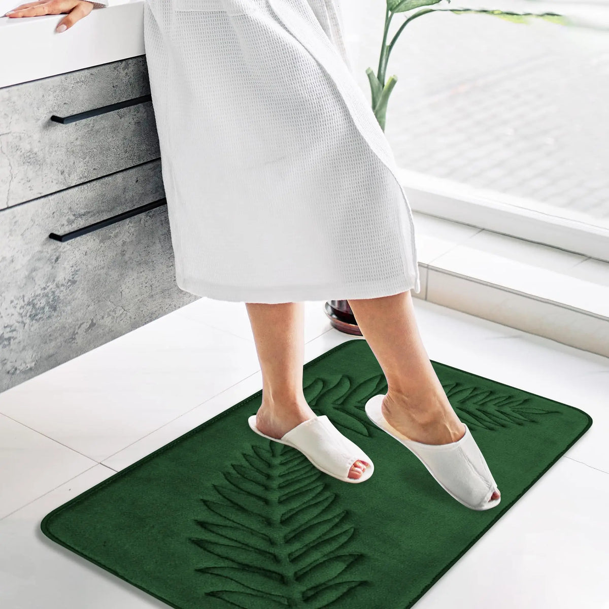 tapis bain antidérapant mousse mémoire forme feuilles palmier relief moderne vert foncé absorbant eau