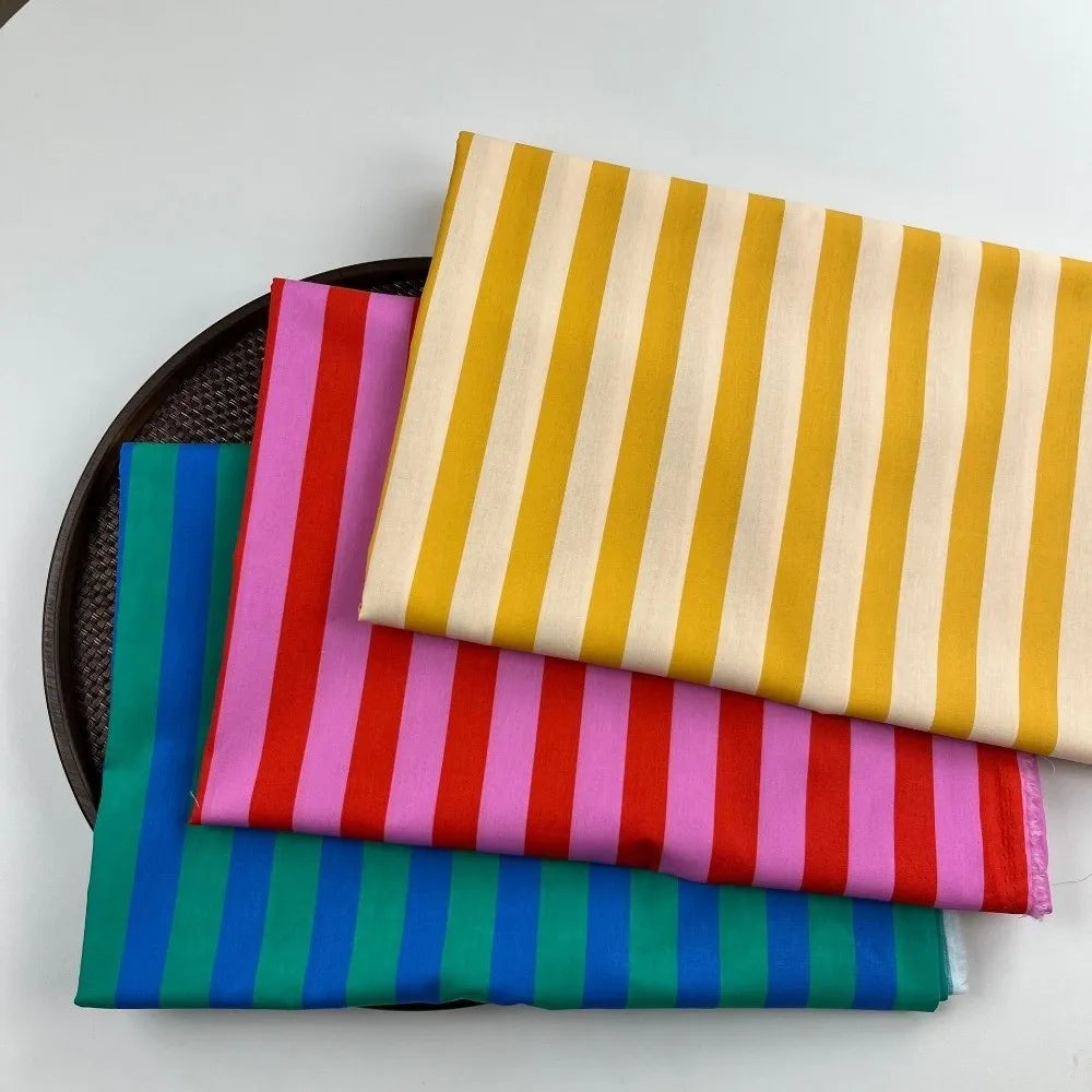 tissu rayé vertical rose marron bleu clair vert jaune rouge moderne graphique opaque confection