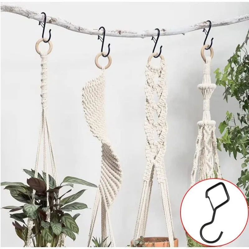 boucles suspension vis fixations noires blanches dorées argentées modernes fonctionnelles