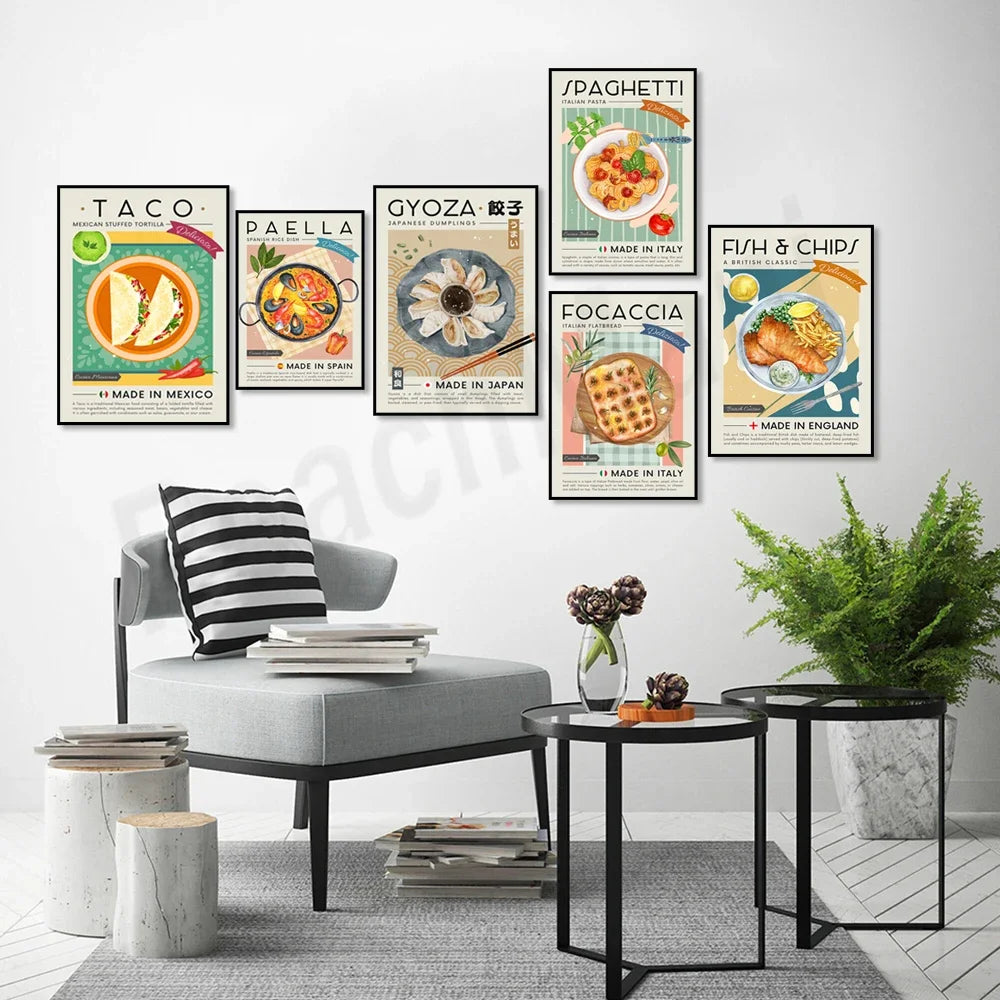 Une sélection d'affiches vintage mettant en valeur différents plats et spécialités culinaires du monde, créant une ambiance chaleureuse et gastronomique dans l'espace.