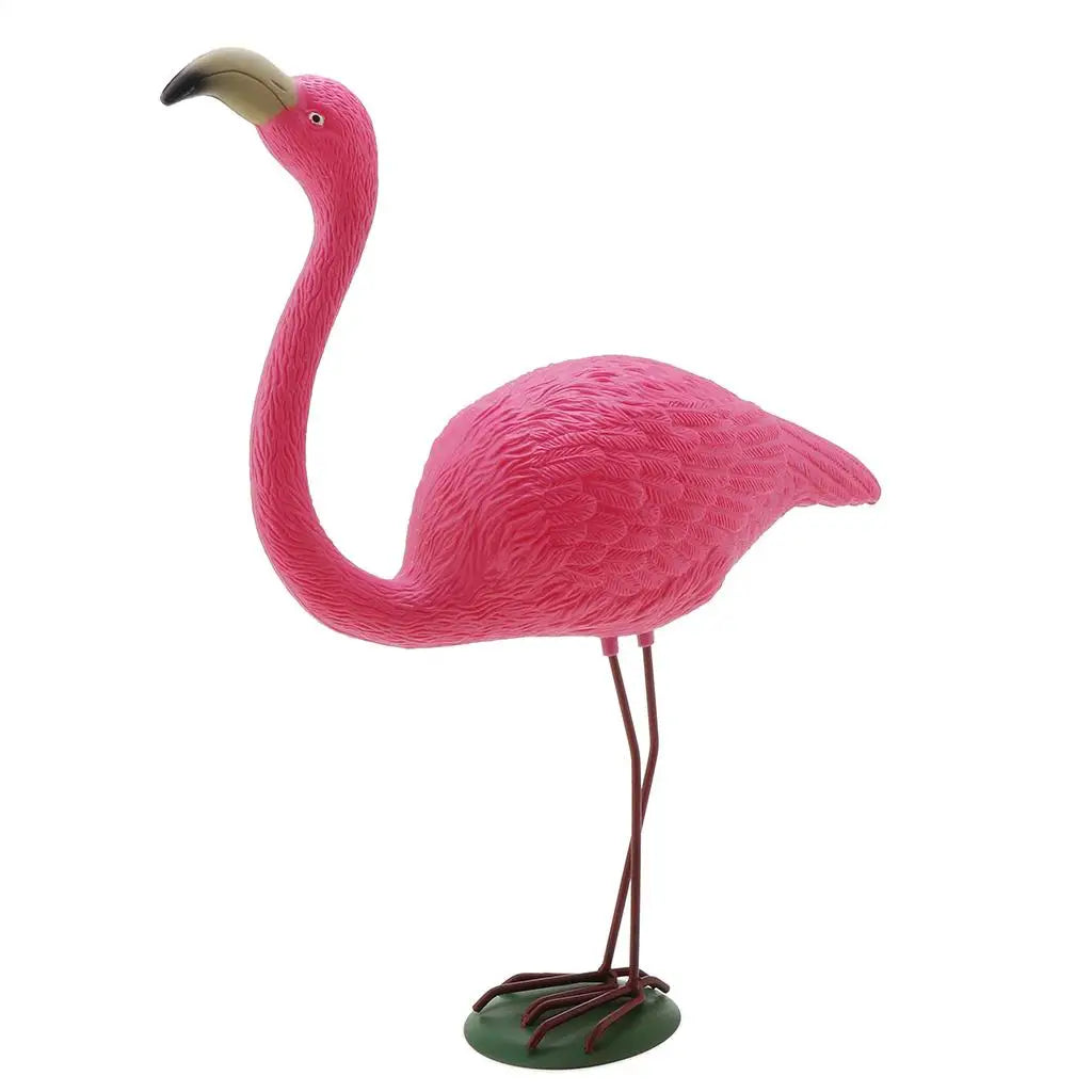 statues flamants roses decoratives jardin plumes rose bec jaune base verte