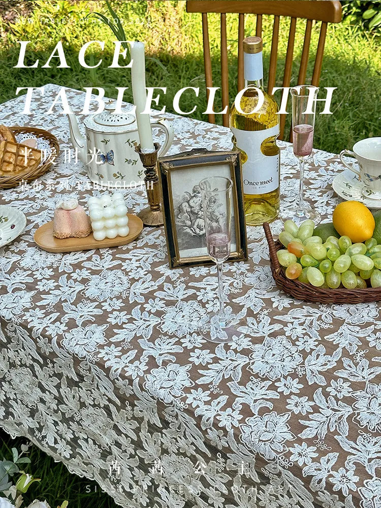 nappe table brodée florale blanche classique extérieur intérieur machine blanc noël pâques