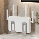 support mural blanc gris routeur wifi antennes alimentation prise electrique minimaliste fixations pinsées