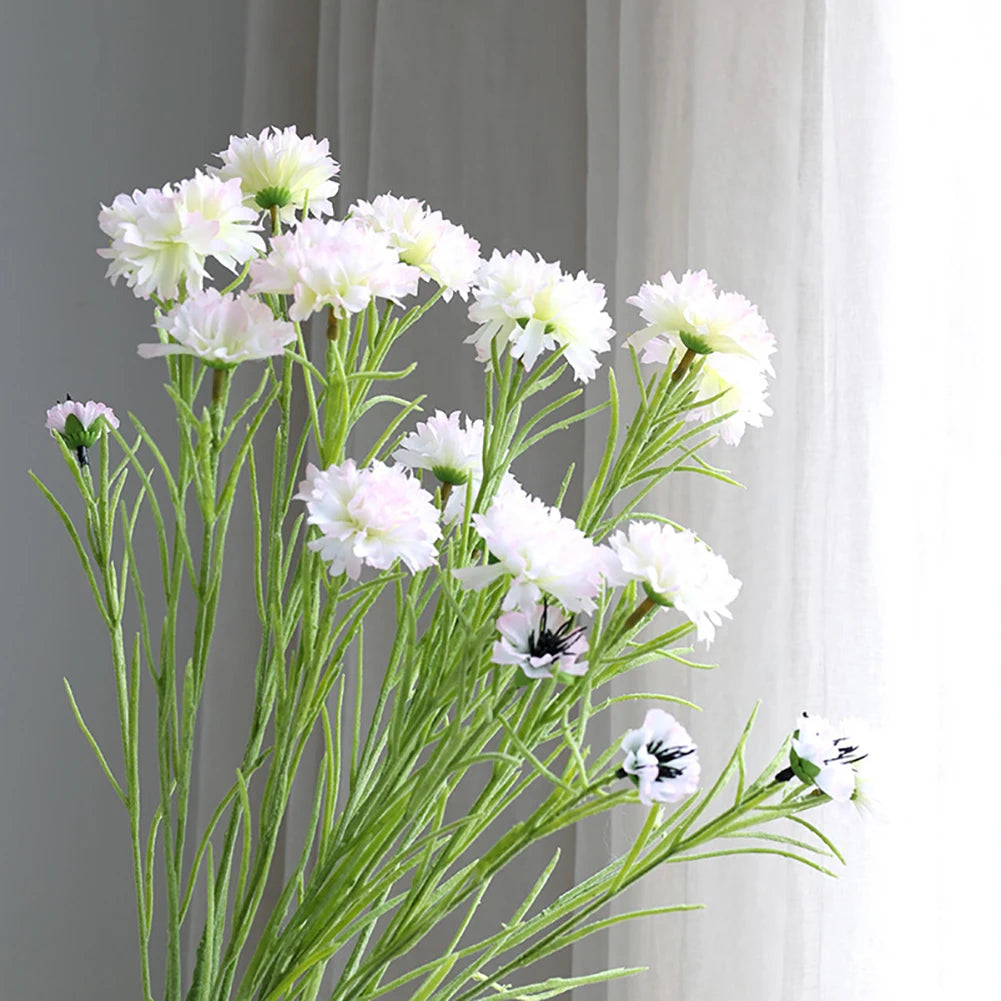 bouquet fleurs artificielles soie bleu blanc violet vert intérieur décoration champêtre minimaliste festive mariage