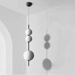 Suspension lumineuse moderne sphères blanches opaques 80cm 85cm 103cm lumière froide neutre chaude