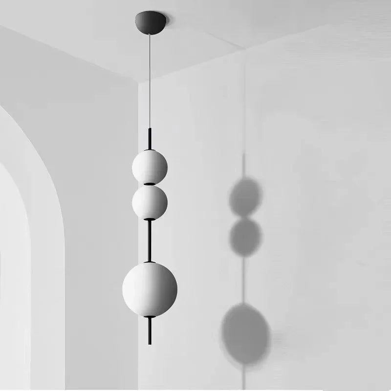 Suspension lumineuse moderne sphères blanches opaques 80cm 85cm 103cm lumière froide neutre chaude