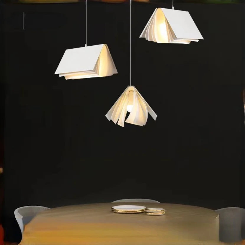 Suspension lumineuse moderne métal noir bleu papier plié origami 25cm 30cm chambre salon étude
