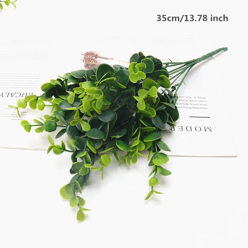 Bouquet artificiel eucalyptus violet vert feuilles ovales brillantes naturel extérieur décoration maison mariage