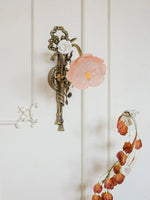 lampe murale vintage cuivre fleurs roses classique ornement métallique opalescent led chambre décoration fixations
