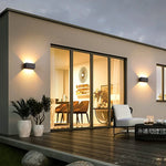 lampe murale led moderne noire ip65 verre trempé ajustable 24w 200mm