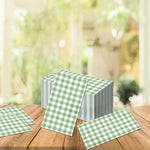 Motif carreaux vert sur set de table papier pour fête