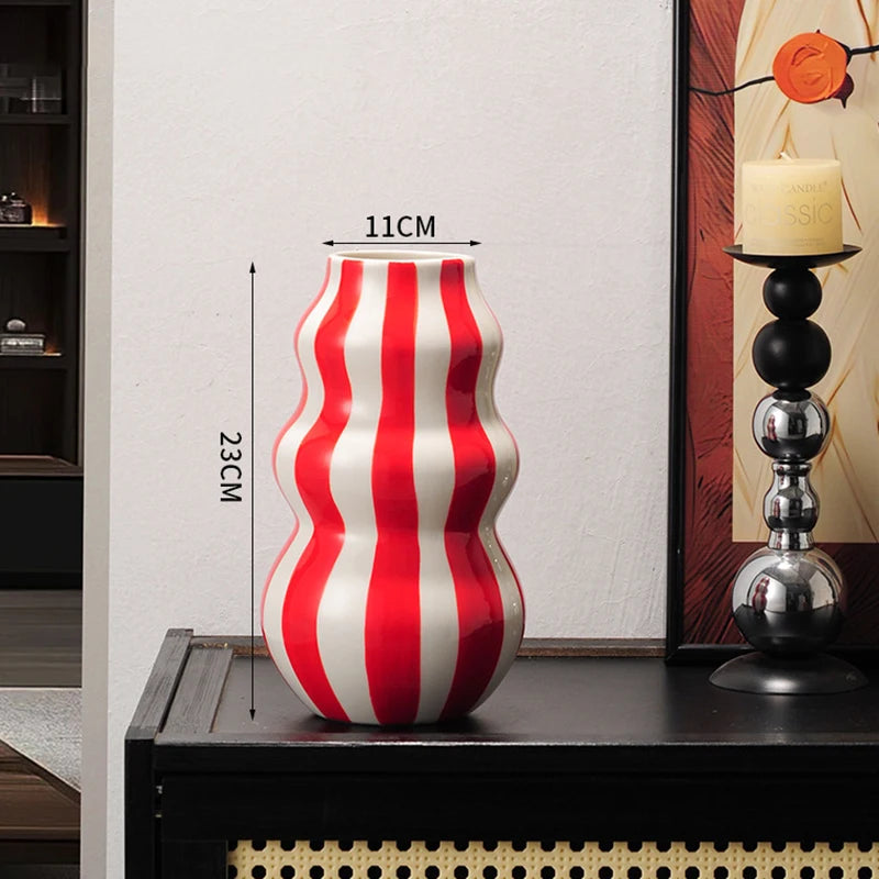 vase table céramique moderne rayé bleu rouge vert blanc noir