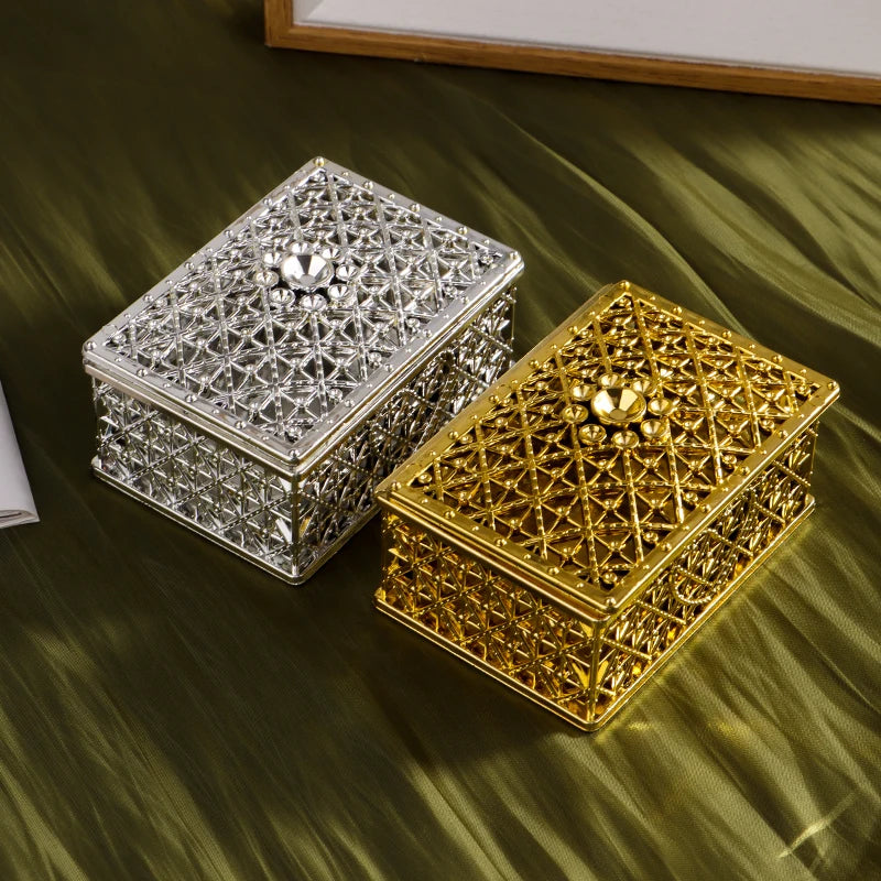 boîte bijoux or argent velours géométrique élégante vintage rangement cadeau