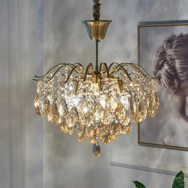 lustre suspension cristal transparent doré lumières classique élégant salon chambre