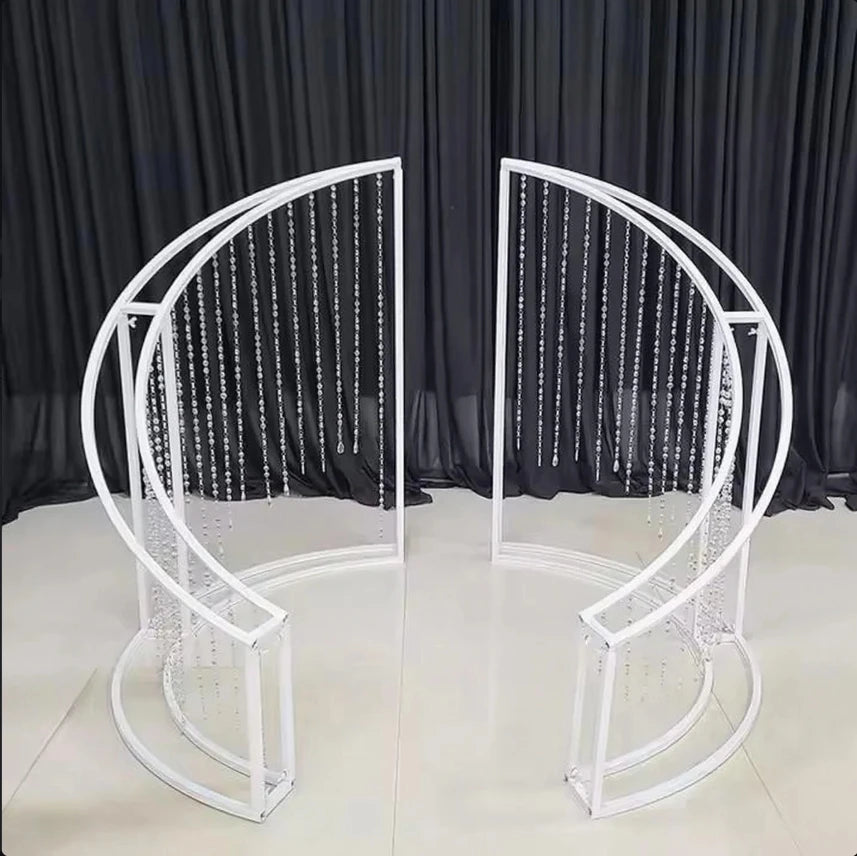 structures decoratives metalliques blanc noir modernes hauteur 130cm largeur 150cm assemblees deux parties