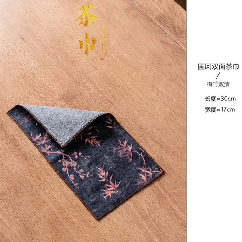 tapis table serviettes motifs floraux abstraits couleurs variées traditionnel salon thé