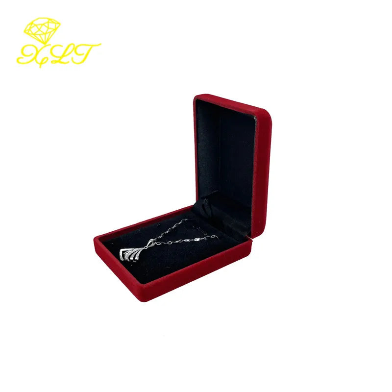 boîte rangement velours collier plume élégant classique pendentif plume argenté emballage sécurité transport bijoux