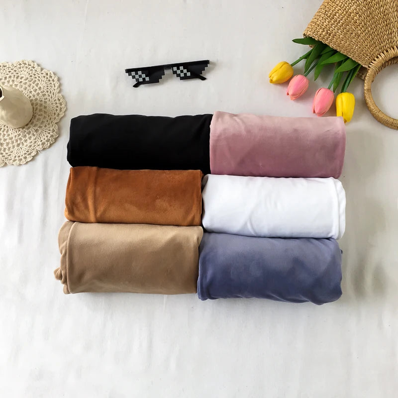 serviettes tissu velours polyester résistance abrasion couleurs unies moderne noir marron rose blanc vert