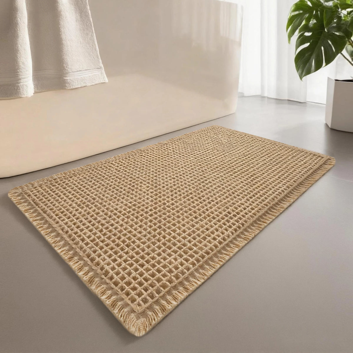 tapis bain microfibre absorbant antidérapant moderne beige clair maille géométrique bordure frisée sèche rapidement