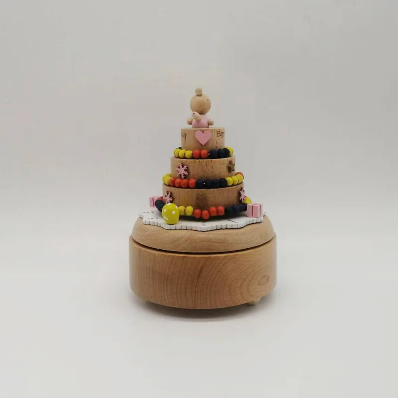 boîte musique bois naturel vintage personnages animaux arbre cabane enfants jouet décoratif