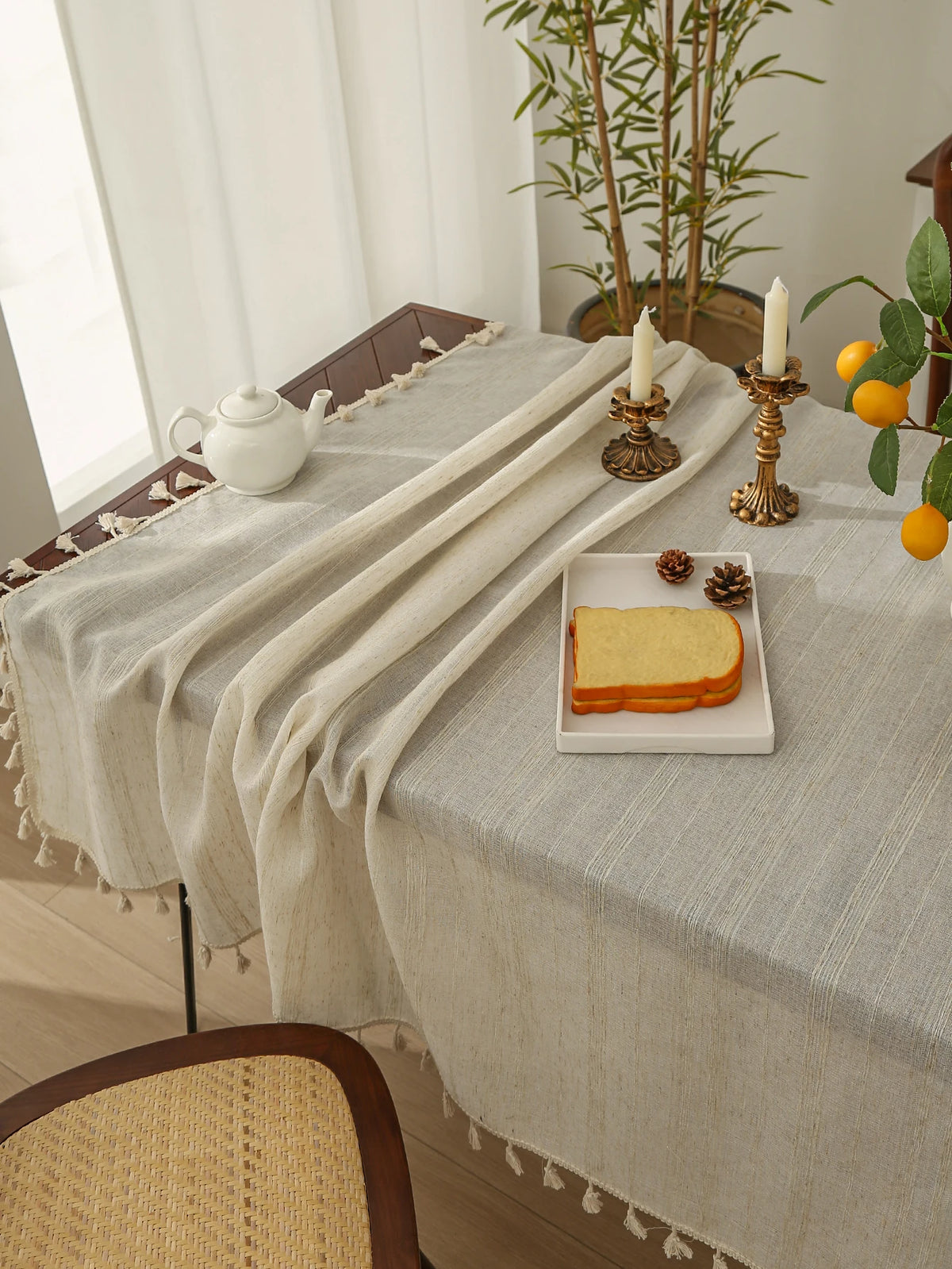 nappe table rectangulaire tissage apparent franges pompons rustique bohème printemps été automne hiver