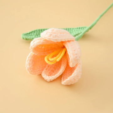 bouquet fleurs tulipes tricotées crochet artificielles décoration maison artisanale cadeau fête mariage intérieur
