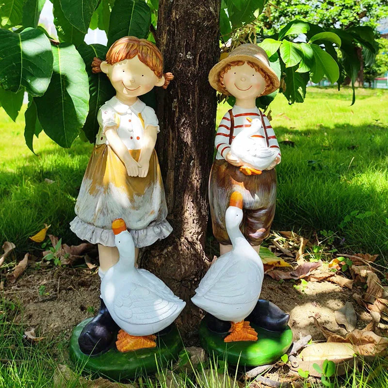 statues jardin ange oie garçon fille texturées paille tressée extérieure patio balcon rustic champêtre