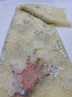 tissu décoratif crème rose élégant strass fleurs relief transparent mariage festif