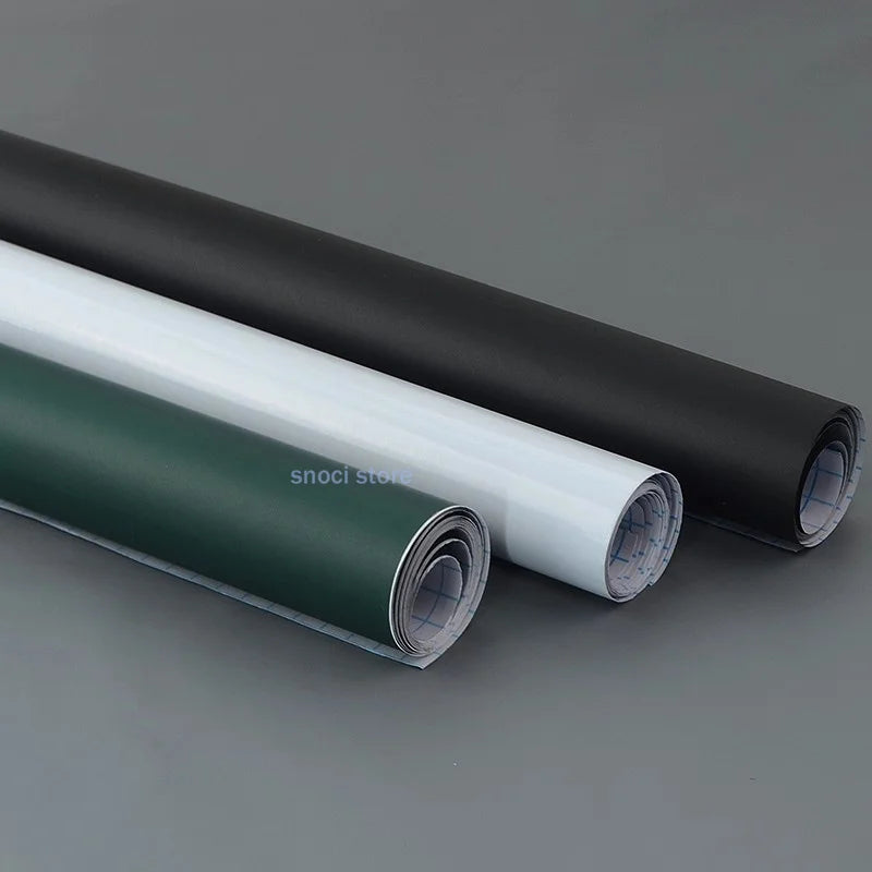 tableau noir autocollant effaçable moderne pratique crayons noir blanc vert foncé adhésif mat opacité